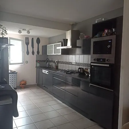 Maison *